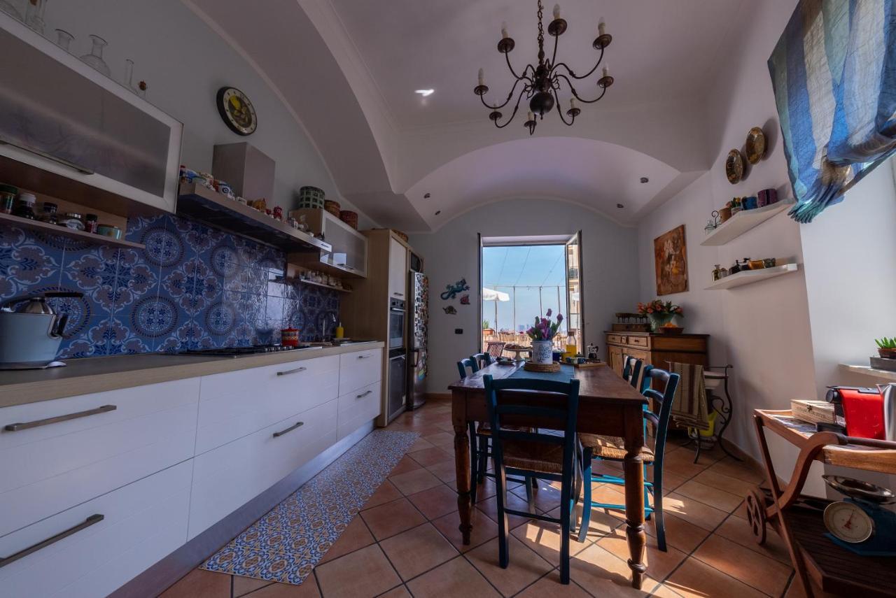Casa Sofia Apt نابولي المظهر الخارجي الصورة